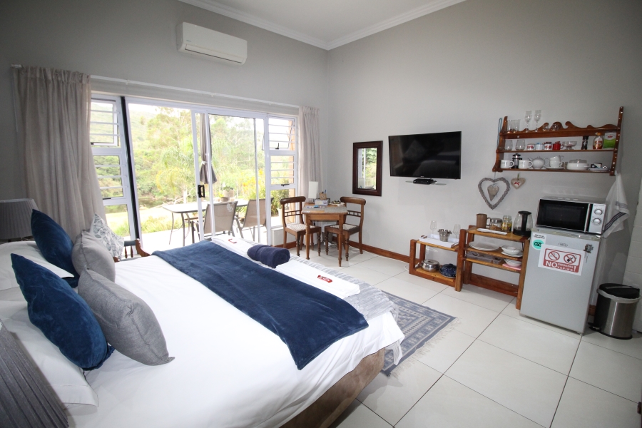 10 Bedroom Property for Sale in Dorchester Heights Eastern Cape